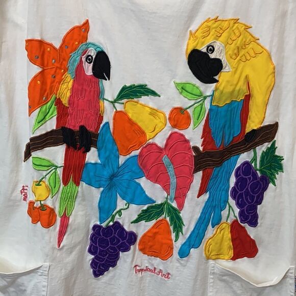 Tropical Art Size Large White Scoop Neck Short Sleeve Parrot Flowers Appliqué - Picture 5 of 7